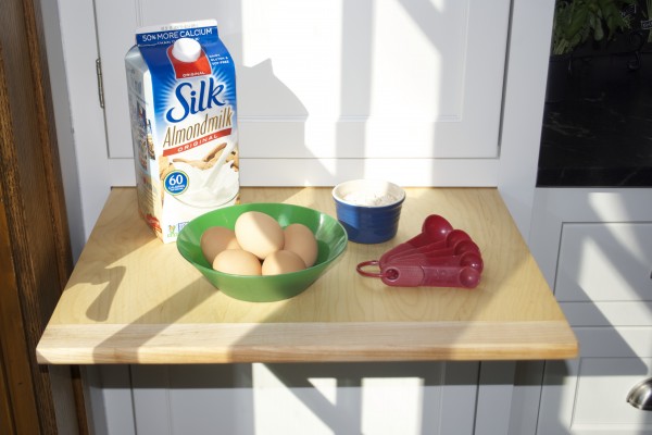 sk cutting board eggs 2