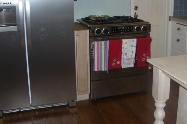 Cookie sheet cabinet