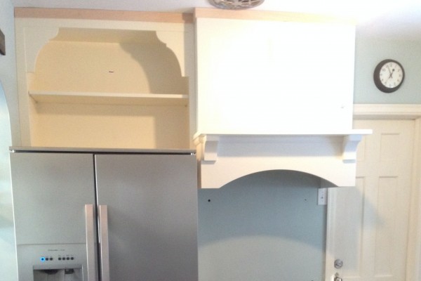 refrigerator cabinet and vent