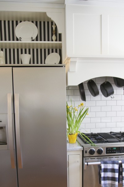 White subway tile backsplash