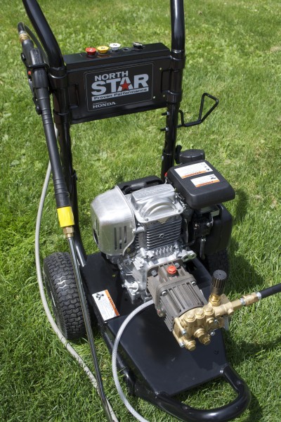 Pressure washer